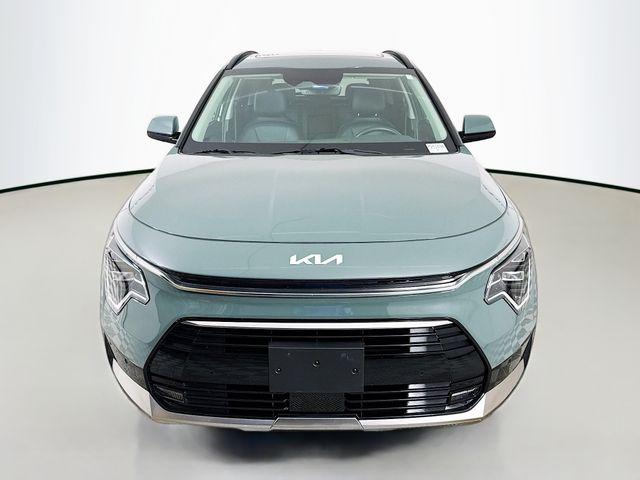 2023 Kia Niro SX Touring