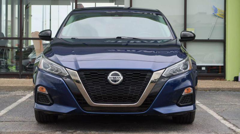 2021 Nissan Altima SR FWD