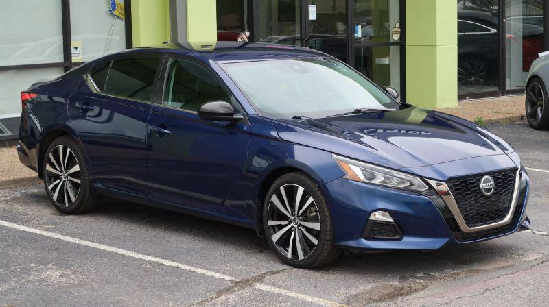 2021 Nissan Altima SR FWD