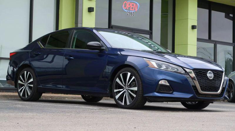 2021 Nissan Altima SR FWD