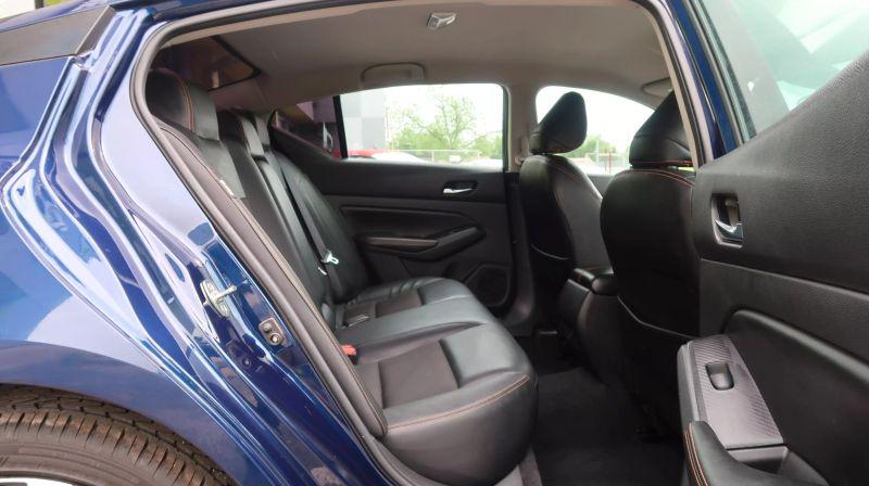 2021 Nissan Altima SR FWD