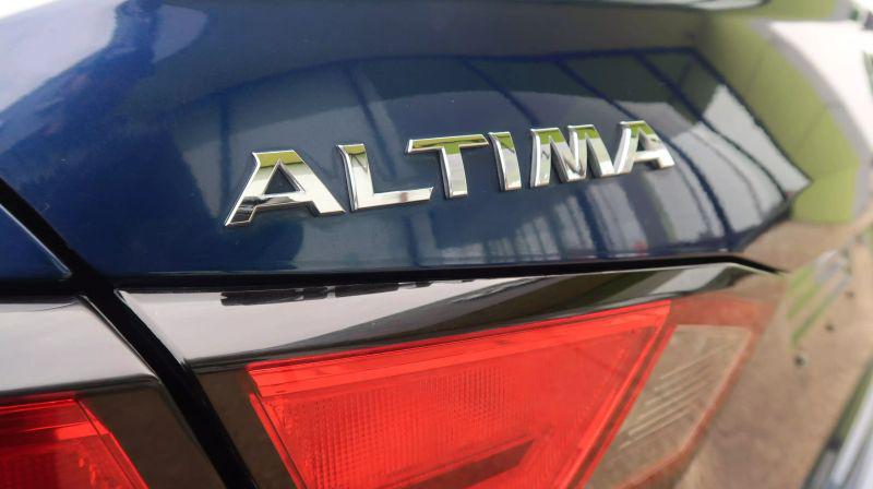 2021 Nissan Altima SR FWD