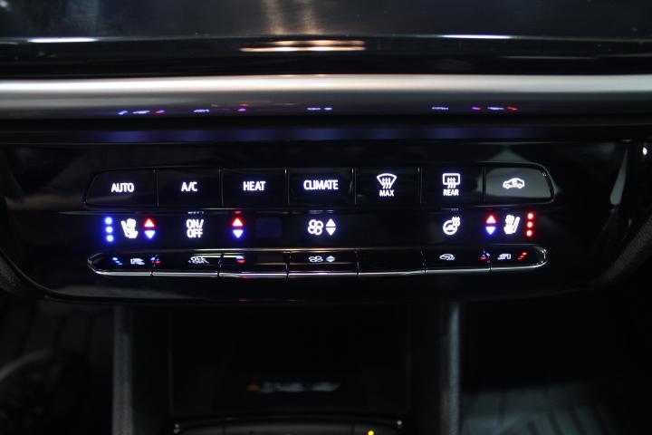2022 Chevrolet Bolt EUV FWD Premier