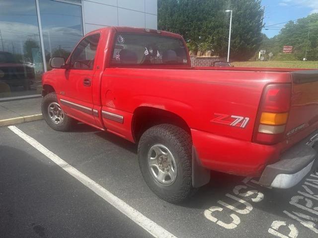2000 Chevrolet Silverado 1500 LS