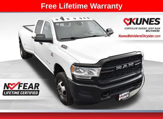 2022 RAM 3500 Tradesman Crew Cab 4x4 8 Box