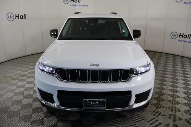 2023 Jeep Grand Cherokee L Laredo 4x4