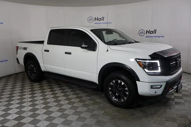 2020 Nissan TITAN Crew Cab PRO-4X 4x4