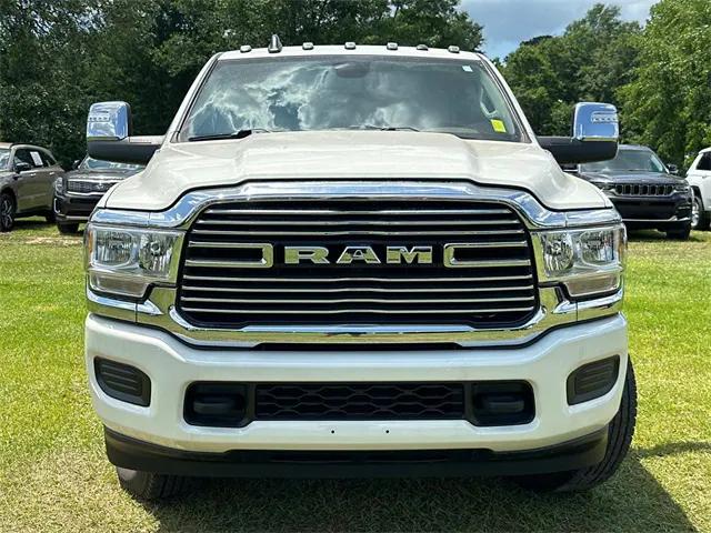 2023 RAM 3500 Laramie Crew Cab 4x4 64 Box