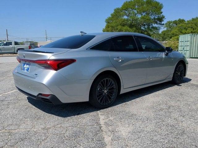 2021 Toyota Avalon XSE Hybrid