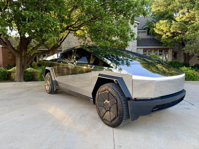 2024 Tesla Cybertruck Cyberbeast