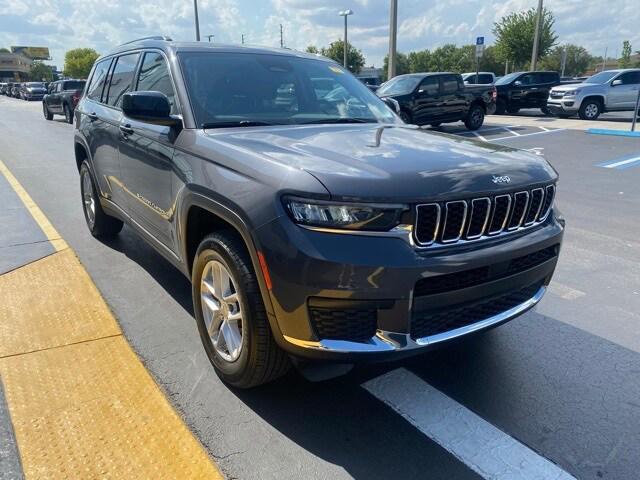 2023 Jeep Grand Cherokee L Laredo 4x2
