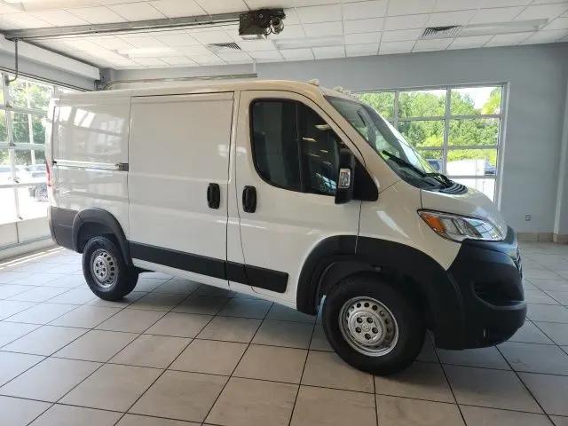 2025 Ram ProMaster Cargo Van Tradesman Low Roof 118" WB w/Pass Seat