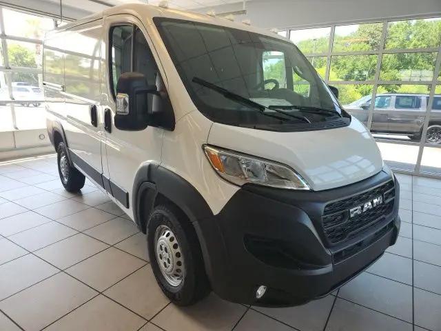 2025 Ram ProMaster Cargo Van Tradesman Low Roof 118" WB w/Pass Seat