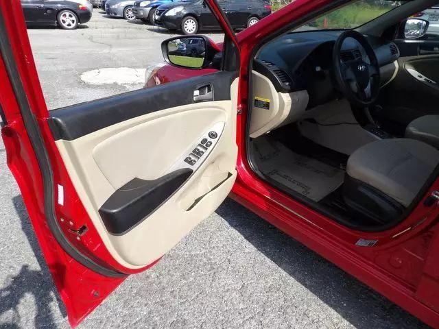 2015 Hyundai Accent GLS