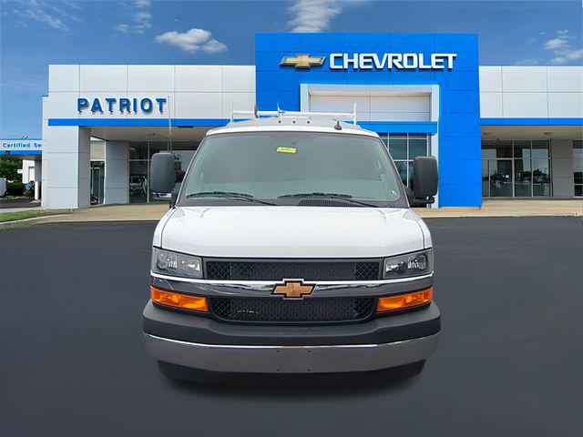 2025 Chevrolet Express Cutaway Work Van
