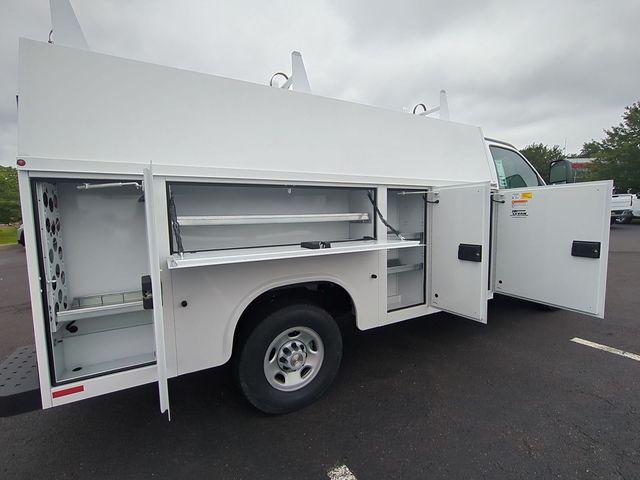 2025 Chevrolet Express Cutaway Work Van