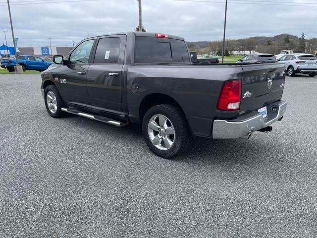 2017 RAM 1500 Big Horn Crew Cab 4x4 57 Box