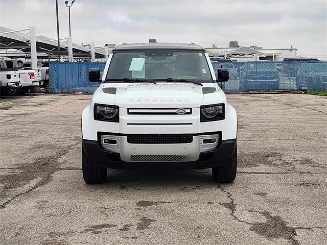 2024 Land Rover Defender 110 P300