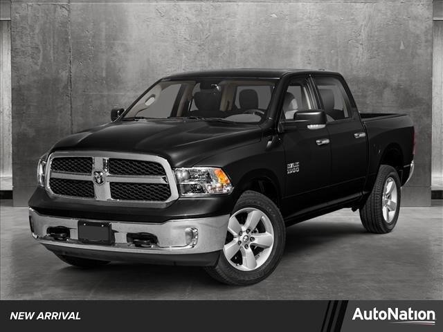 2022 RAM 1500 Classic SLT Crew Cab 4x2 57 Box