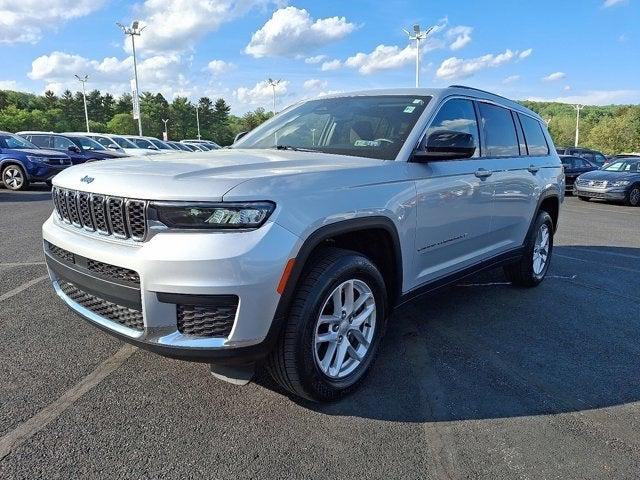 2022 Jeep Grand Cherokee L Laredo 4x4