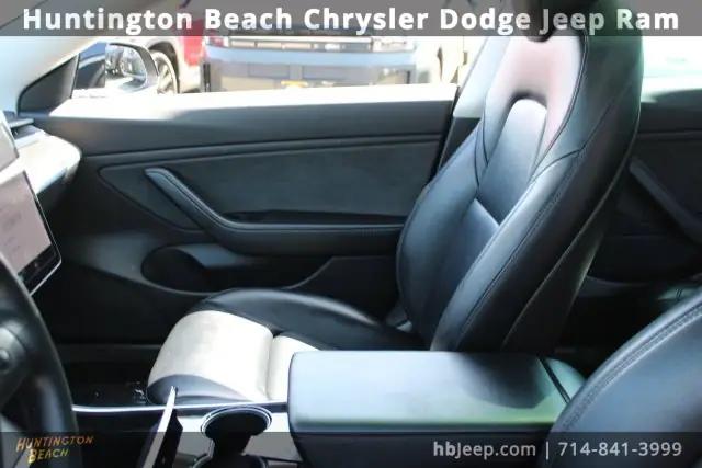 2019 Tesla Model 3 Standard Range Plus
