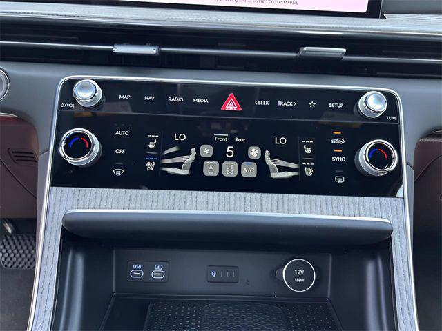 2025 Genesis GV80 3.5T Prestige AWD