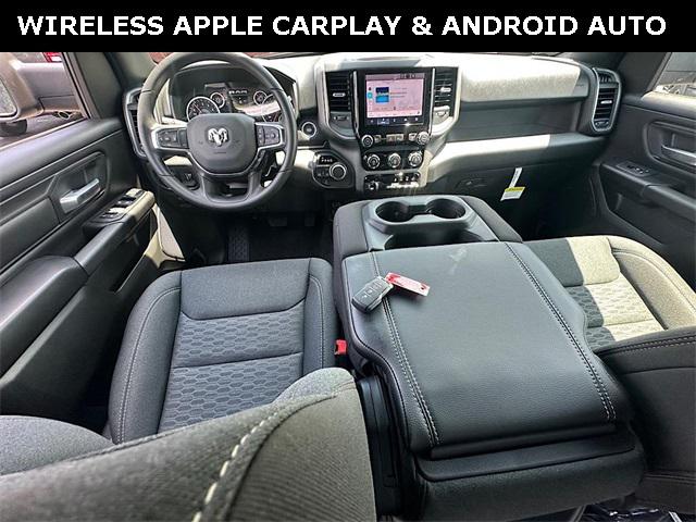 2025 RAM Ram 1500 RAM 1500 TRADESMAN CREW CAB 4X4 57 BOX 2025 RAM Ram 1500 RAM 1500 TRADESMAN CREW CAB 4X4 57 BOX