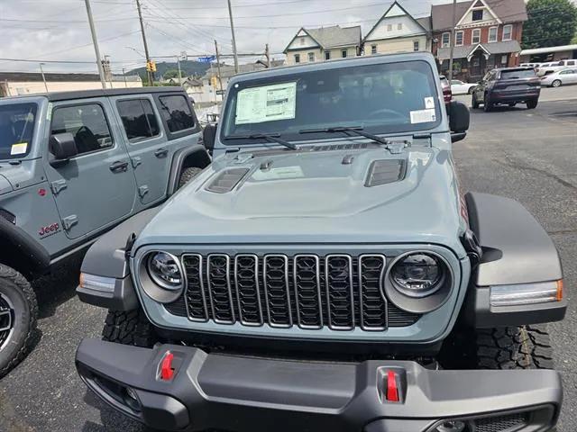 2025 Jeep Gladiator GLADIATOR RUBICON 4X4