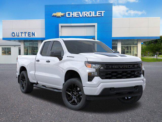 2025 Chevrolet Silverado 1500 4WD Double Cab Standard Bed Custom