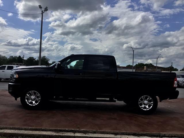 2023 RAM 2500 Tradesman Crew Cab 4x4 64 Box