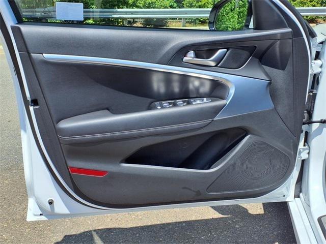 2024 Genesis G70 2.5T RWD