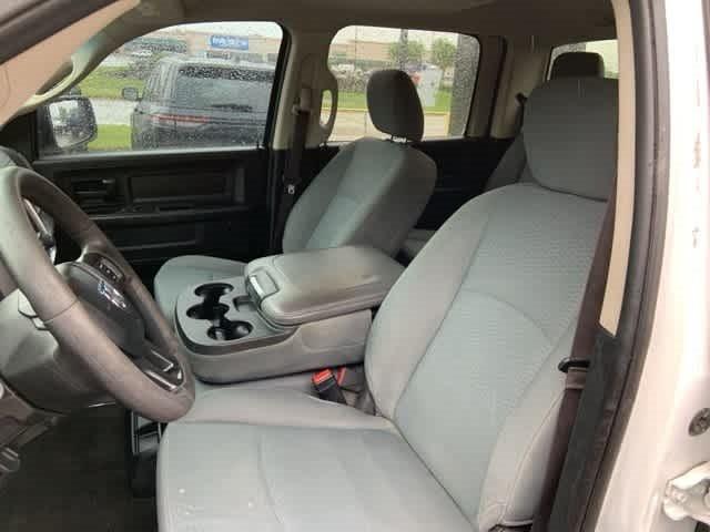2017 RAM 1500 Express Crew Cab 4x4 57 Box