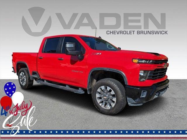 2024 Chevrolet Silverado 2500HD 4WD Crew Cab Standard Bed Custom