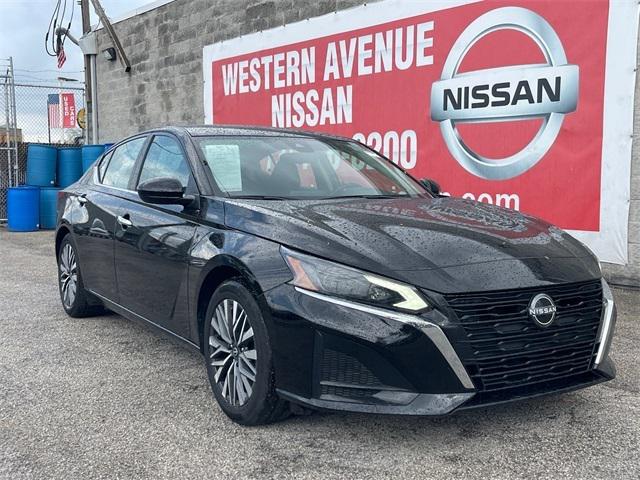 2023 Nissan Altima SV FWD