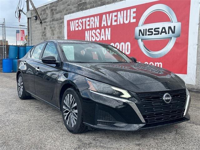 2023 Nissan Altima SV FWD