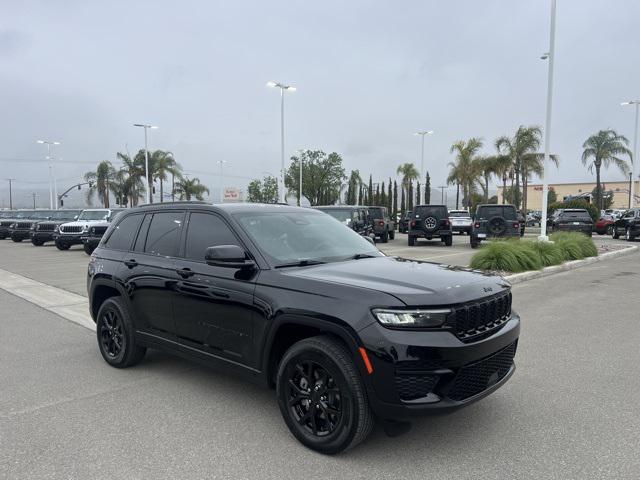 2024 Jeep Grand Cherokee Altitude 4x2