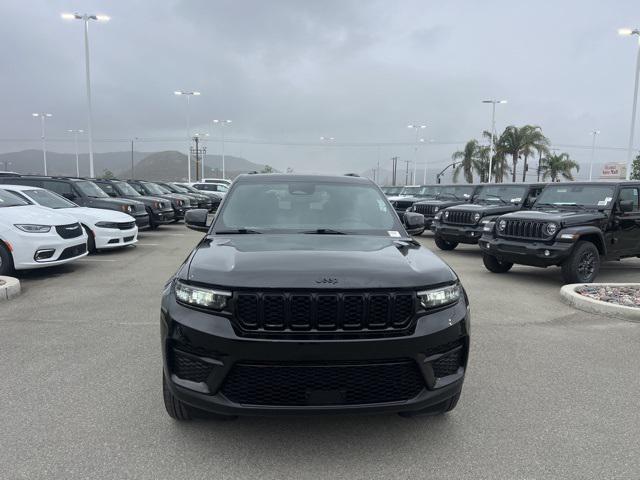 2024 Jeep Grand Cherokee Altitude 4x2