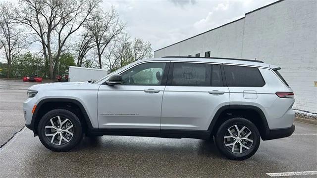 2025 Jeep Grand Cherokee GRAND CHEROKEE L LIMITED 4X4