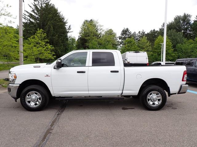 2024 RAM 2500 Tradesman Crew Cab 4x4 64 Box