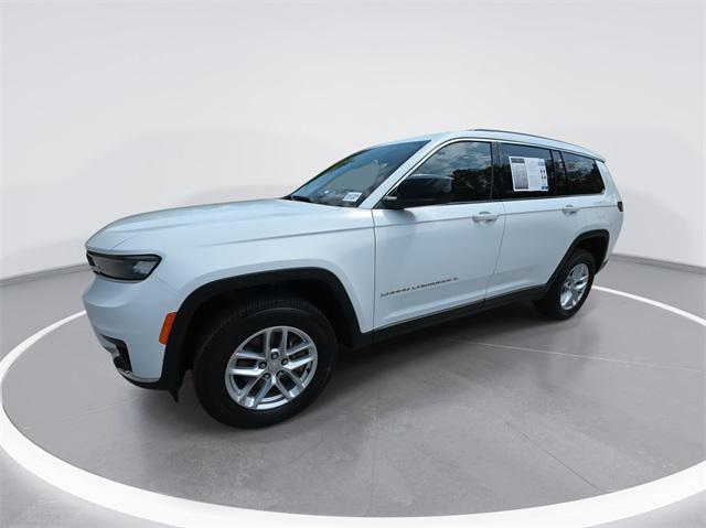 2022 Jeep Grand Cherokee L Laredo 4x4
