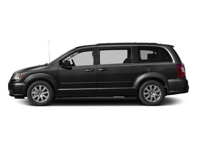 2016 Chrysler Town and Country Touring
