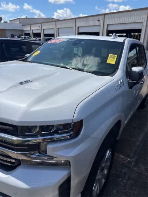 2021 Chevrolet Silverado 1500 4WD Crew Cab Short Bed High Country
