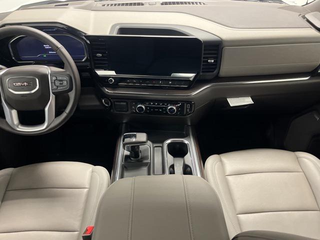 2024 GMC Sierra 1500 2WD Crew Cab Short Box SLT