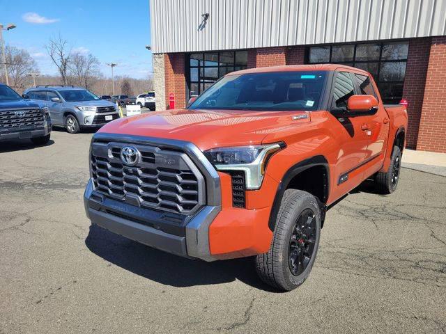 2025 Toyota Tundra Platinum Hybrid CrewMax 5.5' Bed