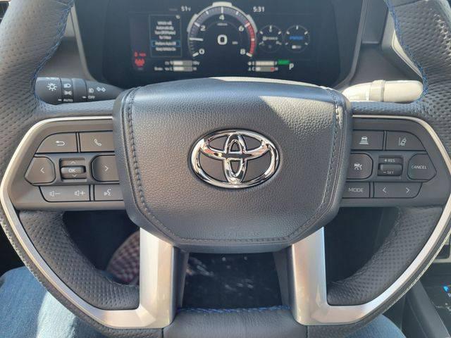2025 Toyota Tundra Platinum Hybrid CrewMax 5.5' Bed