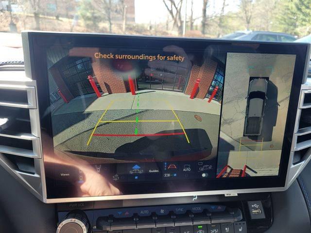 2025 Toyota Tundra Platinum Hybrid CrewMax 5.5' Bed
