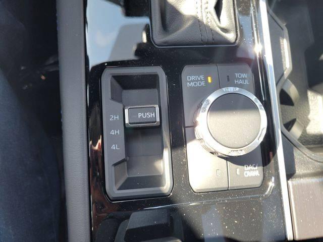 2025 Toyota Tundra Platinum Hybrid CrewMax 5.5' Bed