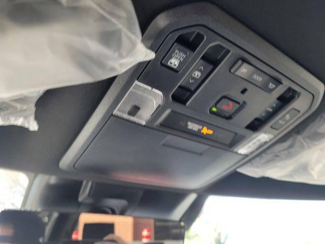 2025 Toyota Tundra Platinum Hybrid CrewMax 5.5' Bed