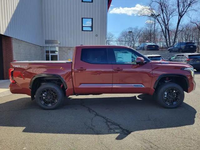 2025 Toyota Tundra Platinum Hybrid CrewMax 5.5' Bed