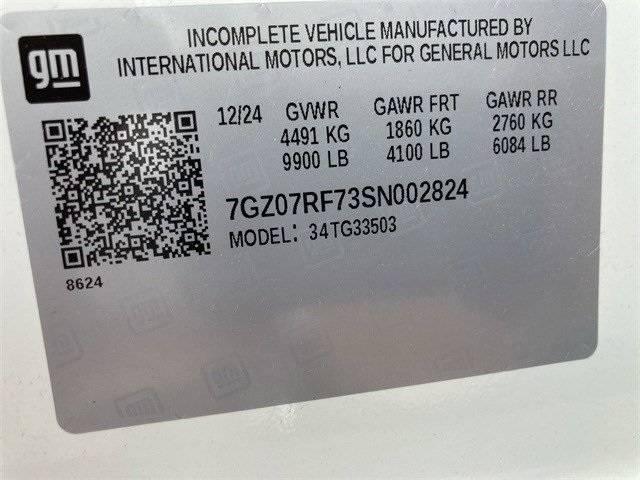 2025 GMC Savana Cutaway Work Van